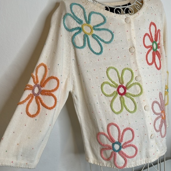 Michael Simon pastel beads floral white sweater - Picture 2 of 12
